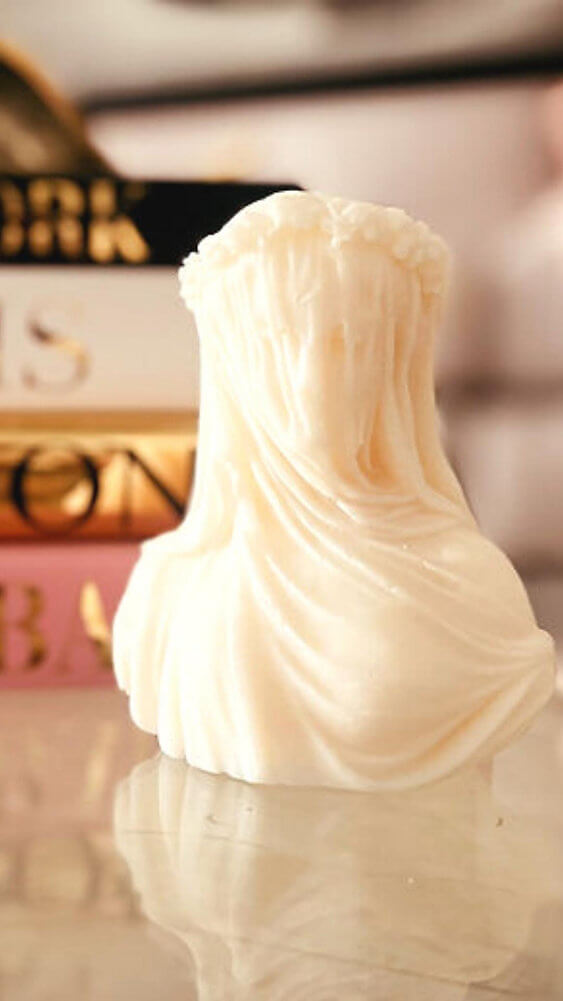 The Veiled Maiden image 0