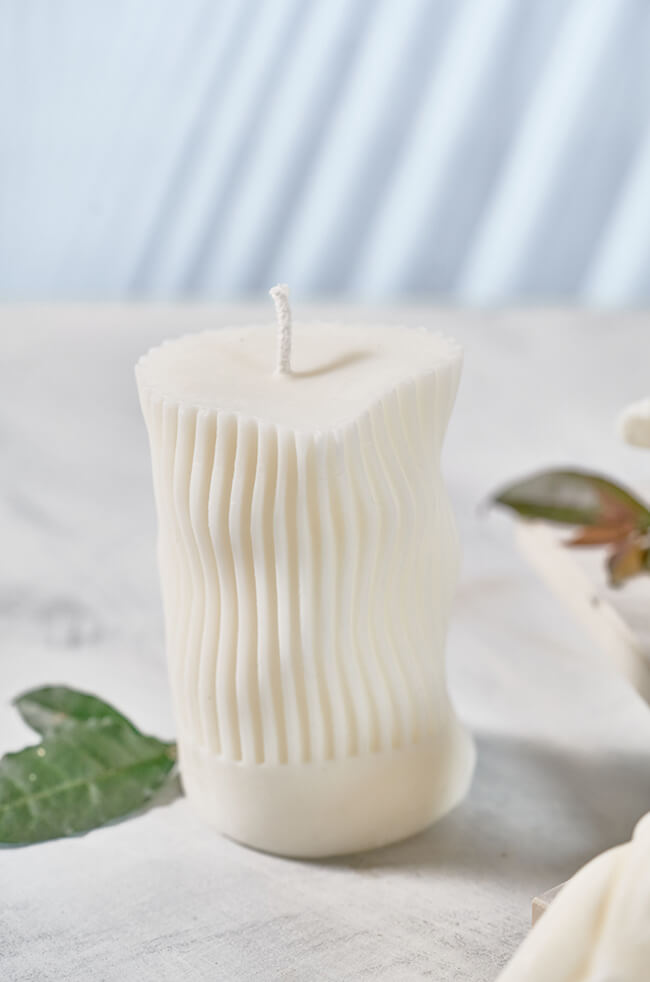 Curve Candle image 0